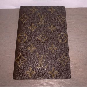 LV passport